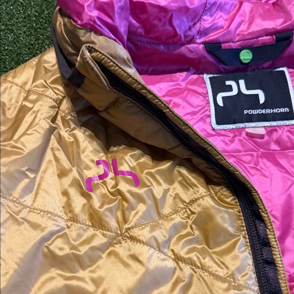 Stylish Gold and Pink Women's Puffer Jacket - Picture 3 of 8